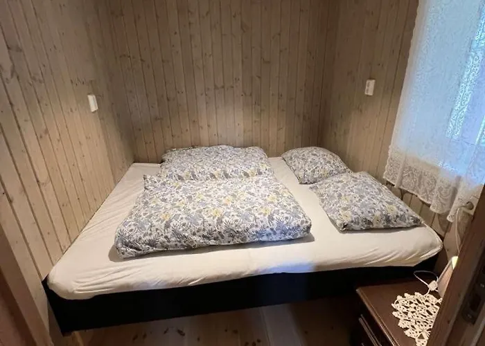 Gamlestova Semesterbostad *